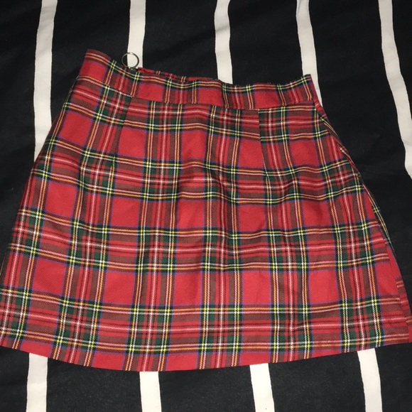 Chuu red plaid zippered mini skirt - Picture 3 of 3